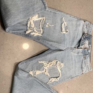 Levi Boyfriend Ripped jeans